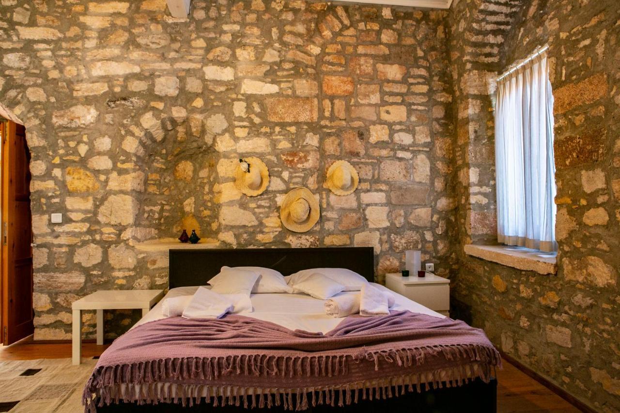 Annemin Harabesi Otel Çeşme Eksteriør billede