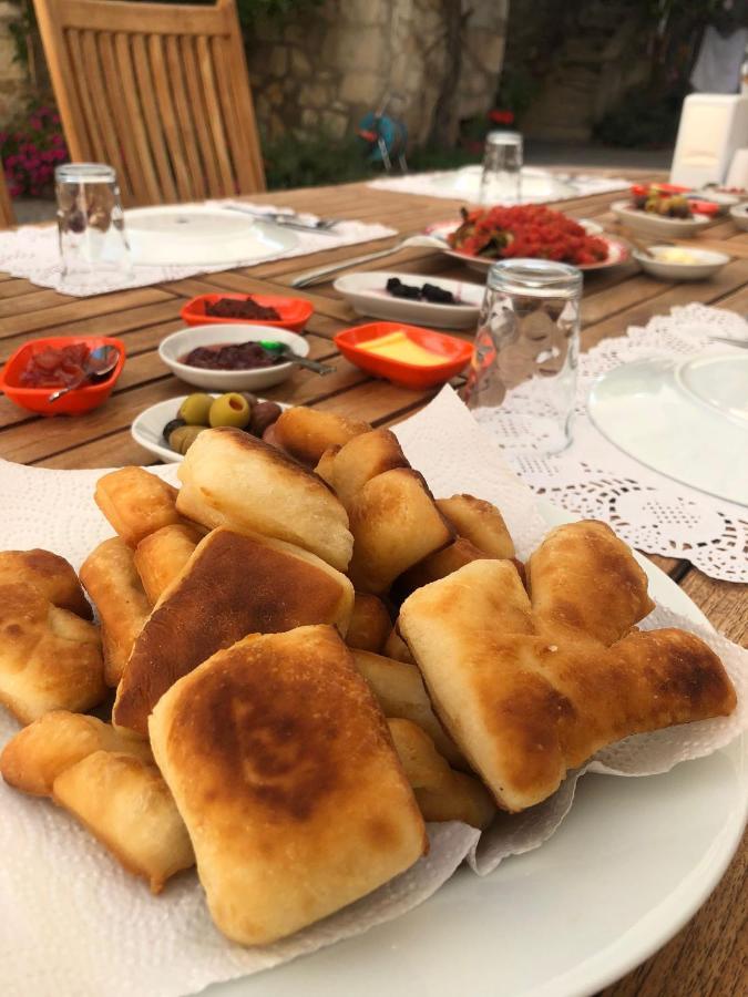 Annemin Harabesi Otel Çeşme Eksteriør billede