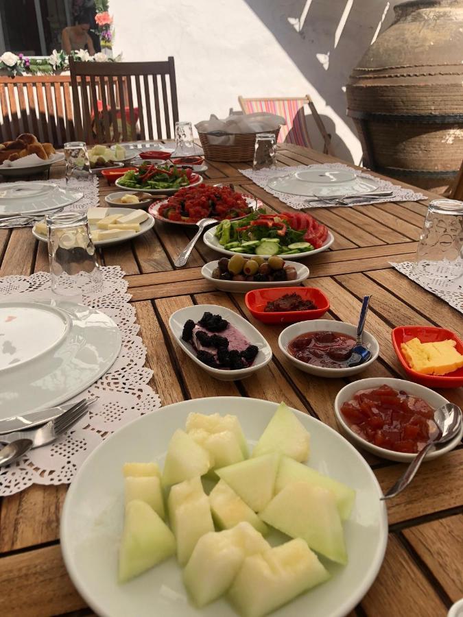 Annemin Harabesi Otel Çeşme Eksteriør billede