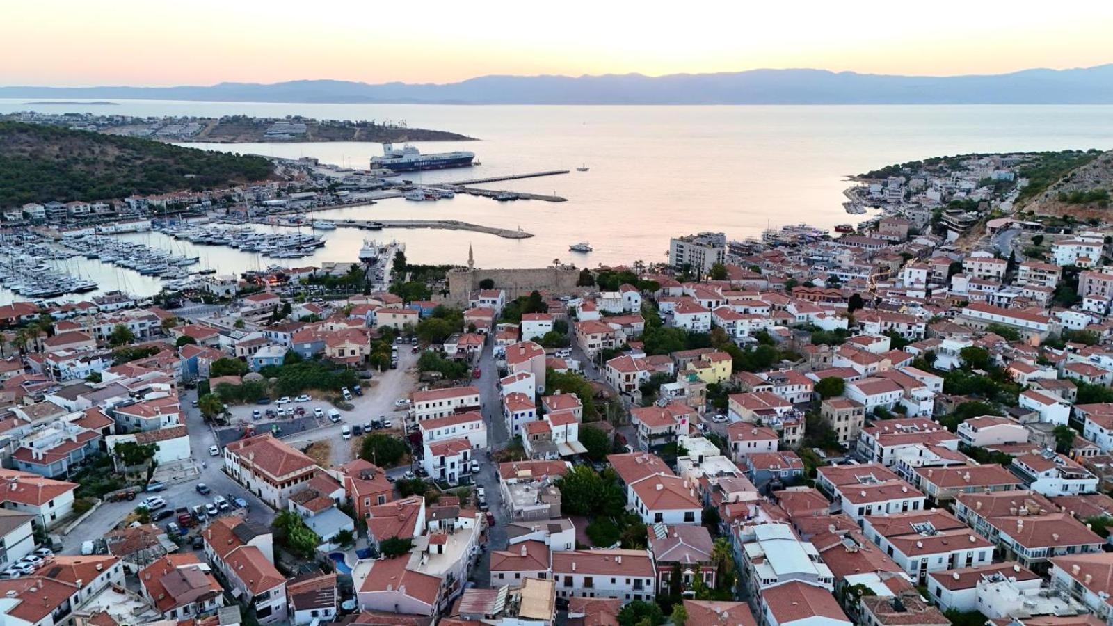 Annemin Harabesi Otel Çeşme Eksteriør billede